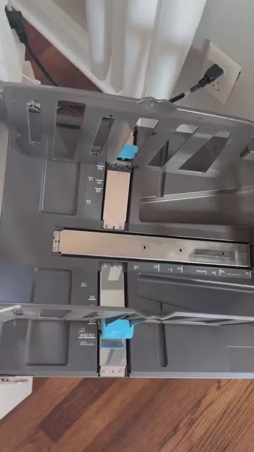 *limited edition* 8 x 10 risograph print "lunge"